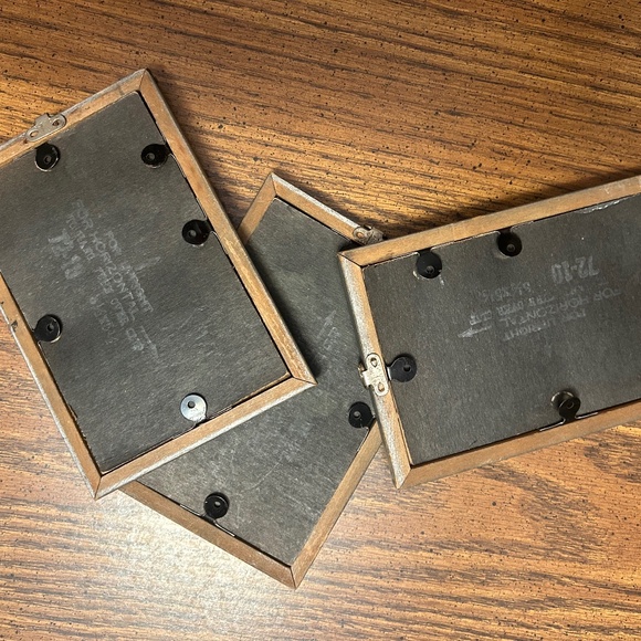 Vintage silver woode frames, 4 1/4 x 6 1/4 inches. - Picture 6 of 6